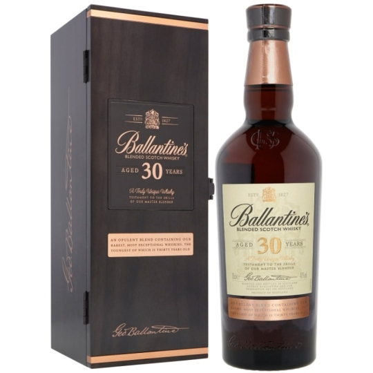 Ballantine's 30 Năm Blended Scotch Whisky 700mL